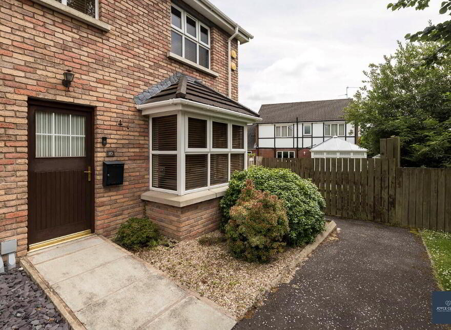 10 The Close, Waringstown, BT66 7TT