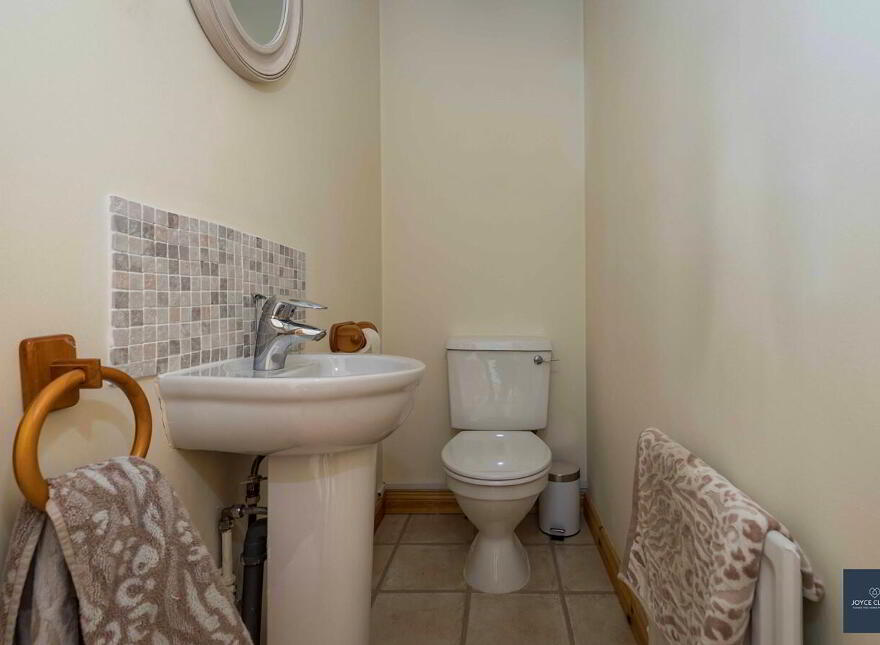 10 The Close, Waringstown, BT66 7TT
