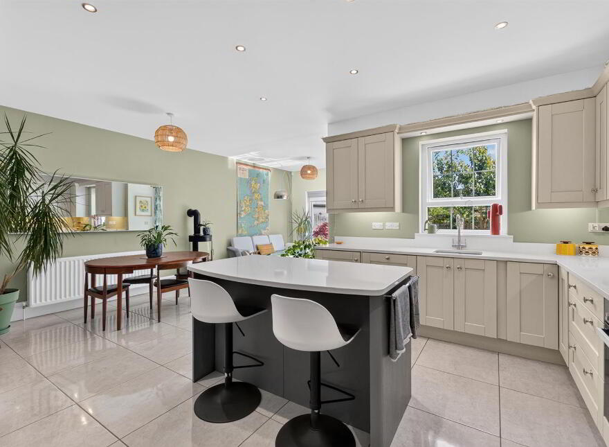 20 Hollymount Hall, Saintfield, BT24 7FU