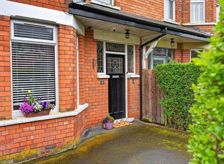 18 Onslow Gardens, Belfast, BT6 0AP