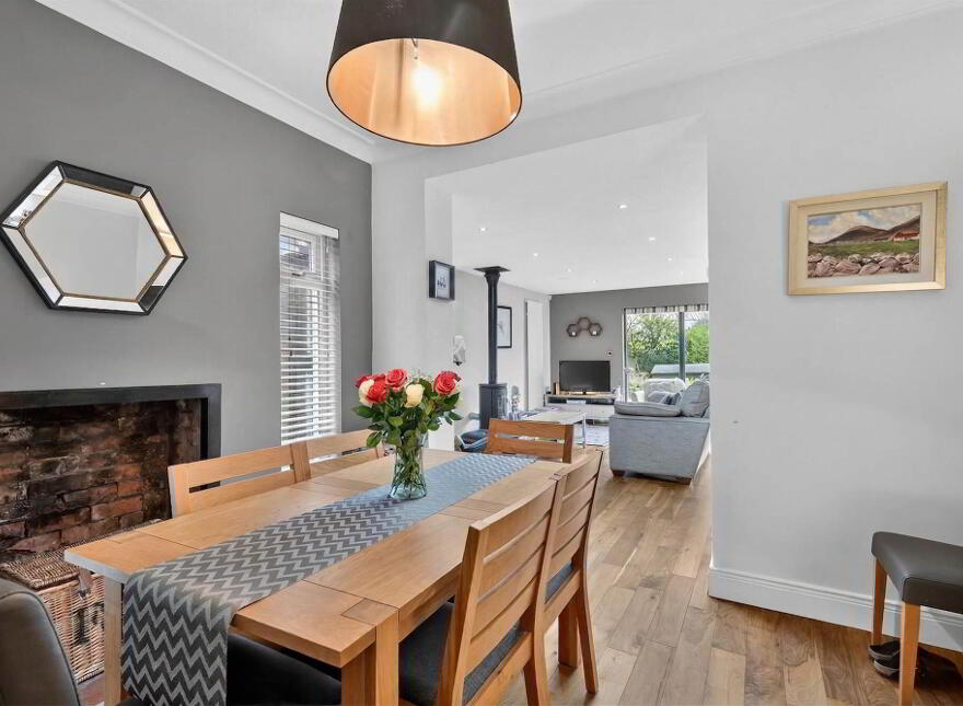 18 Onslow Gardens, Belfast, BT6 0AP