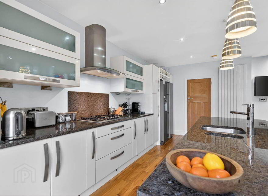 18 Onslow Gardens, Belfast, BT6 0AP