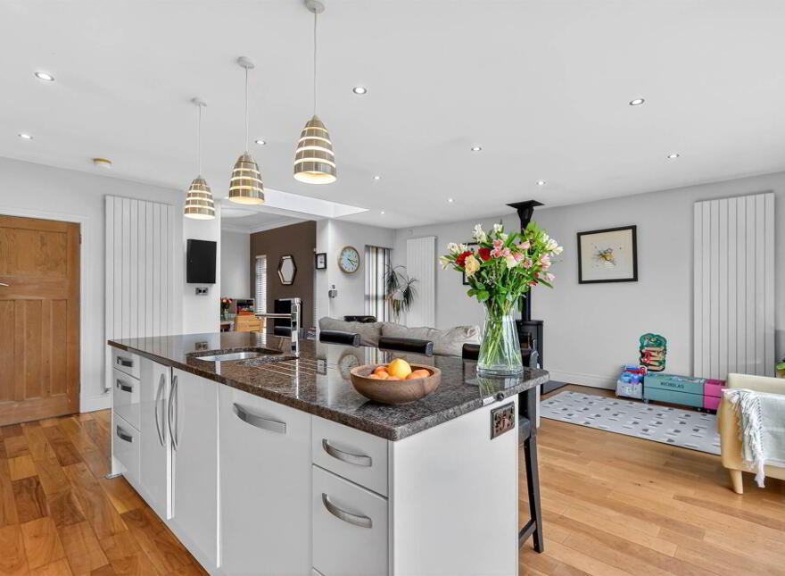 18 Onslow Gardens, Belfast, BT6 0AP