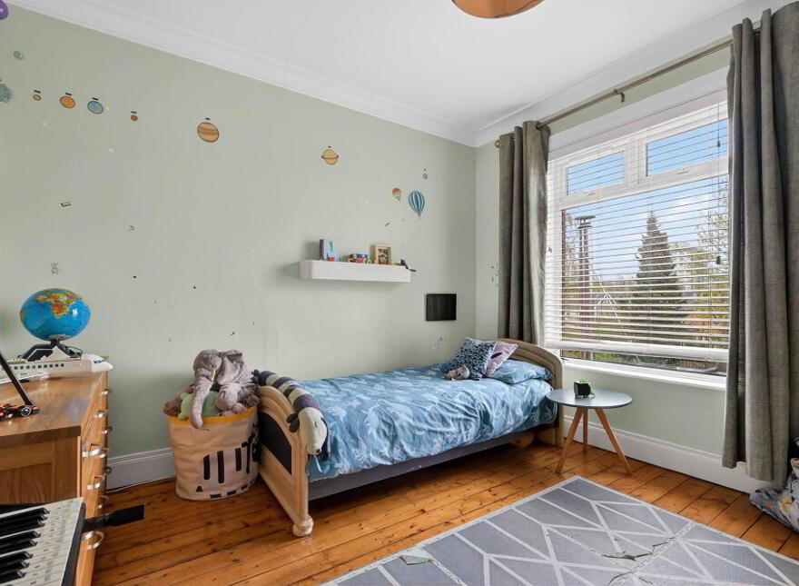 18 Onslow Gardens, Belfast, BT6 0AP