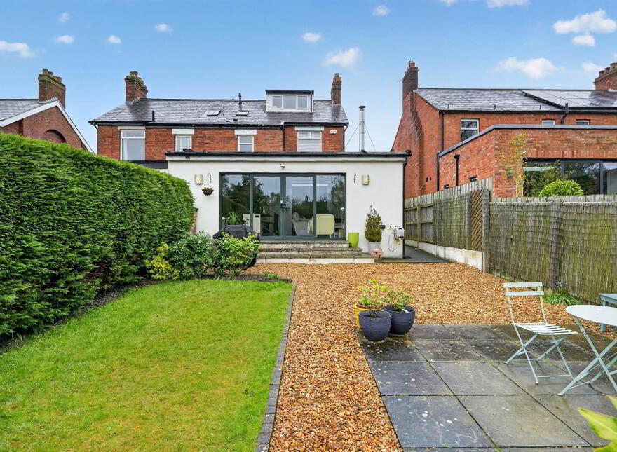 18 Onslow Gardens, Belfast, BT6 0AP