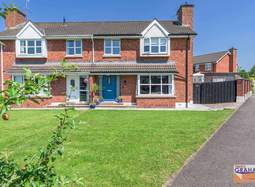 18 Knockdarragh Park, Lisburn, BT28 2XZ