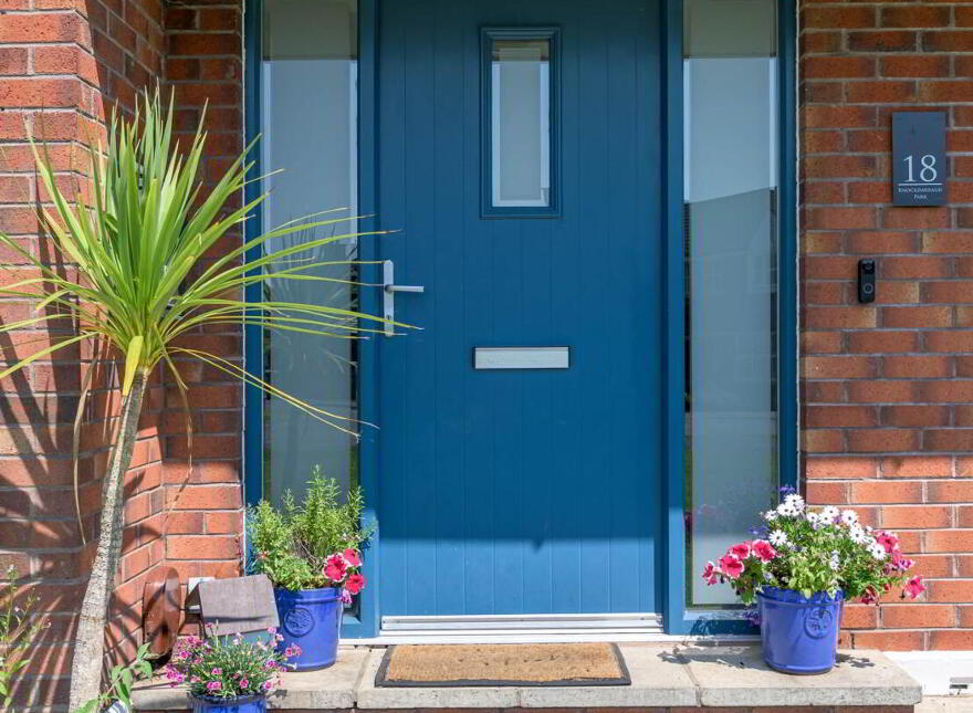 18 Knockdarragh Park, Lisburn, BT28 2XZ