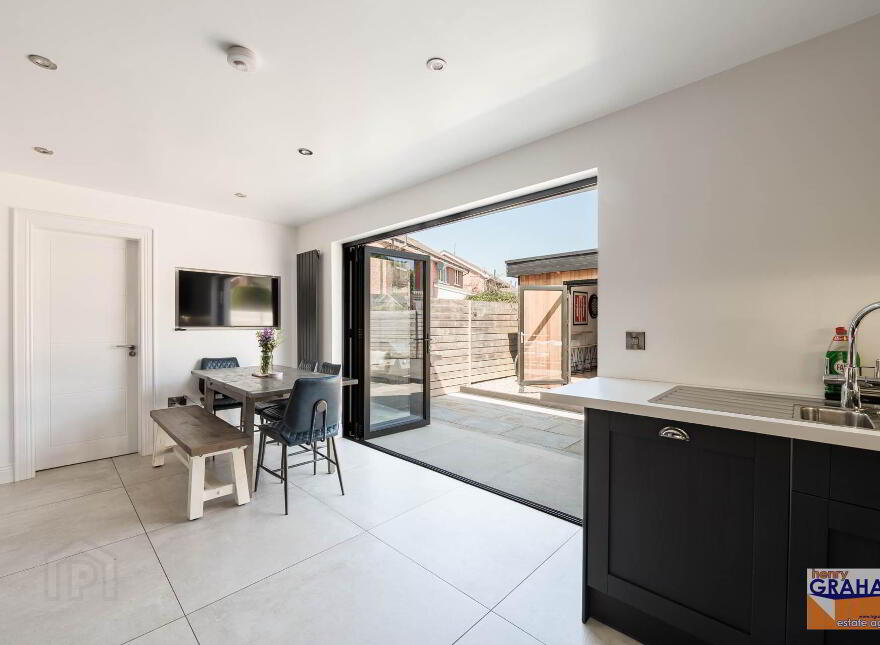 18 Knockdarragh Park, Lisburn, BT28 2XZ