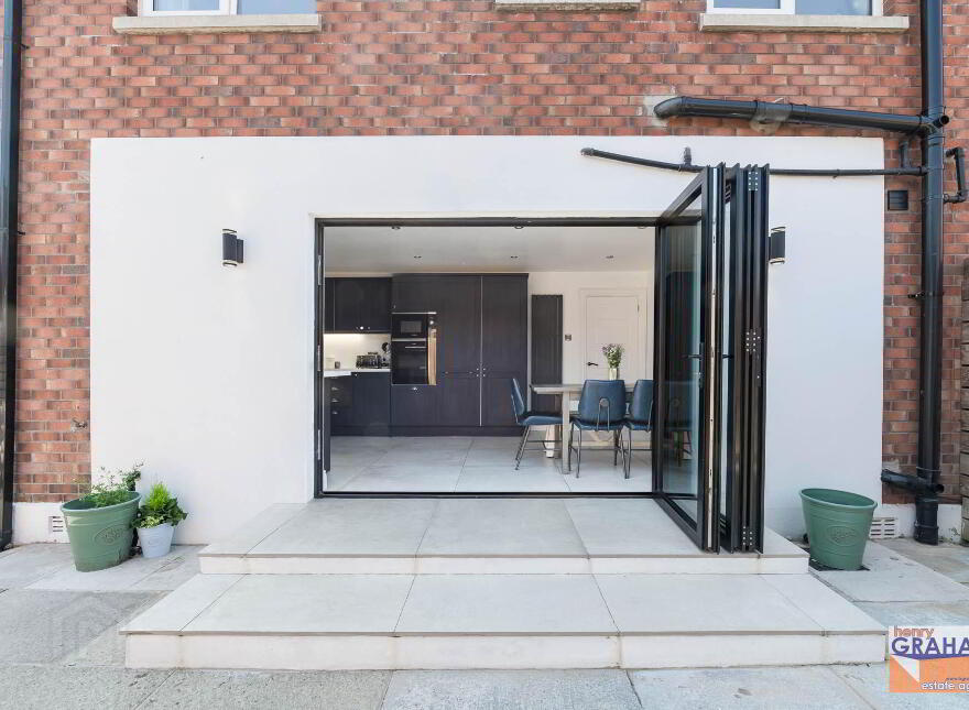 18 Knockdarragh Park, Lisburn, BT28 2XZ