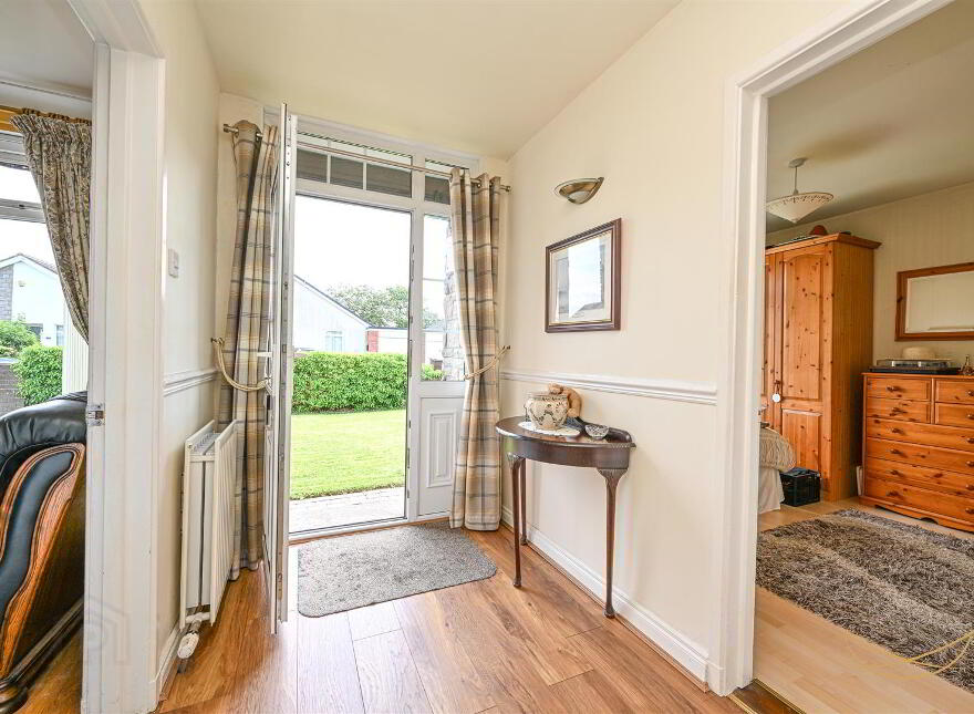 17 Knockview Road, Newtownabbey, BT36 6TT