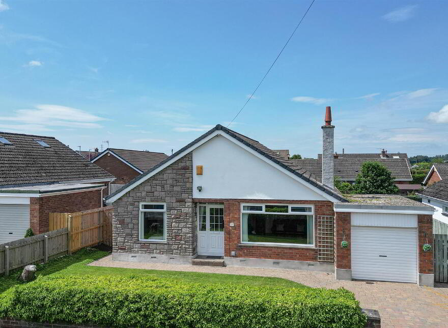 17 Knockview Road, Newtownabbey, BT36 6TT