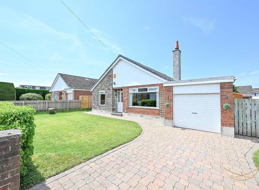 17 Knockview Road, Newtownabbey, BT36 6TT