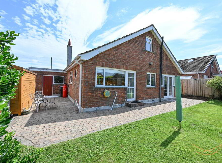 17 Knockview Road, Newtownabbey, BT36 6TT
