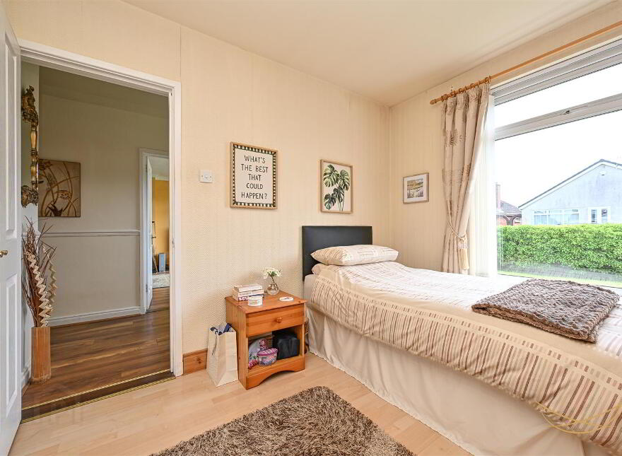 17 Knockview Road, Newtownabbey, BT36 6TT