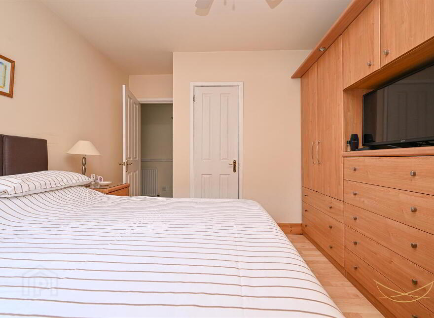 17 Knockview Road, Newtownabbey, BT36 6TT
