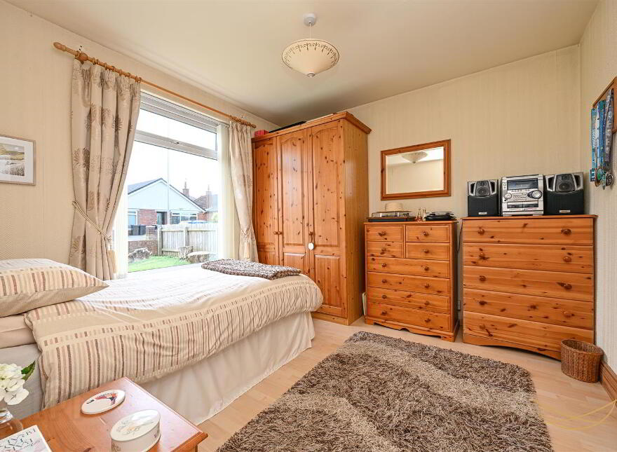 17 Knockview Road, Newtownabbey, BT36 6TT
