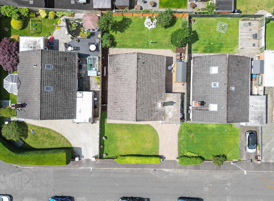 17 Knockview Road, Newtownabbey, BT36 6TT