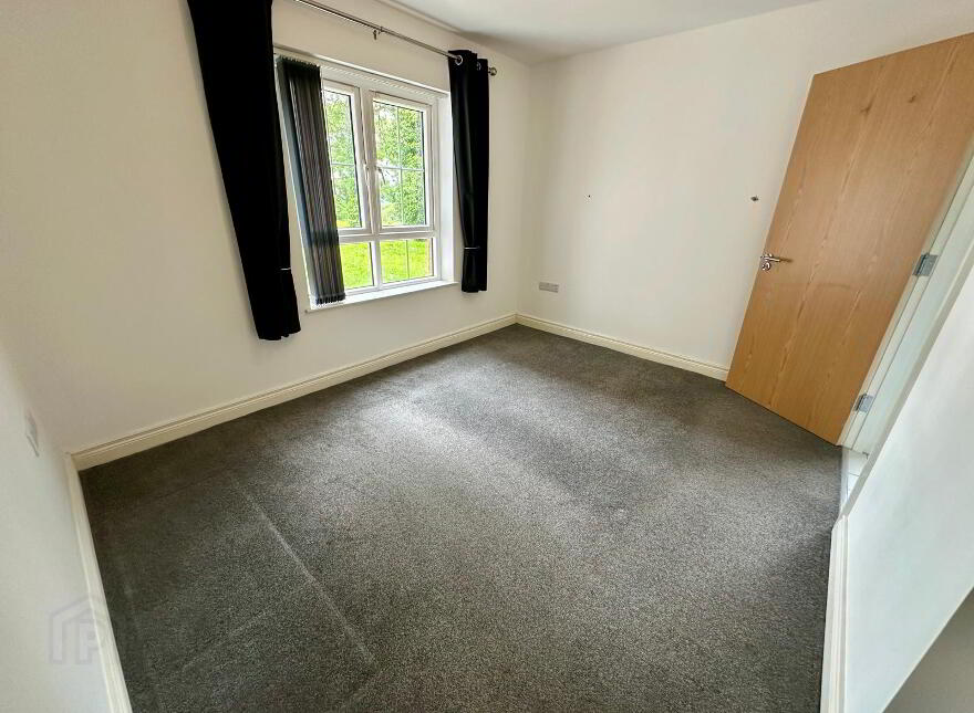 19 Ballyveigh Gardens, Antrim, BT41 2FU