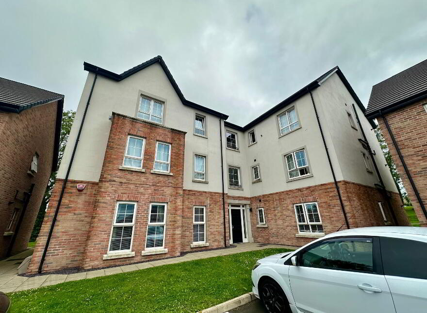 19 Ballyveigh Gardens, Antrim, BT41 2FU