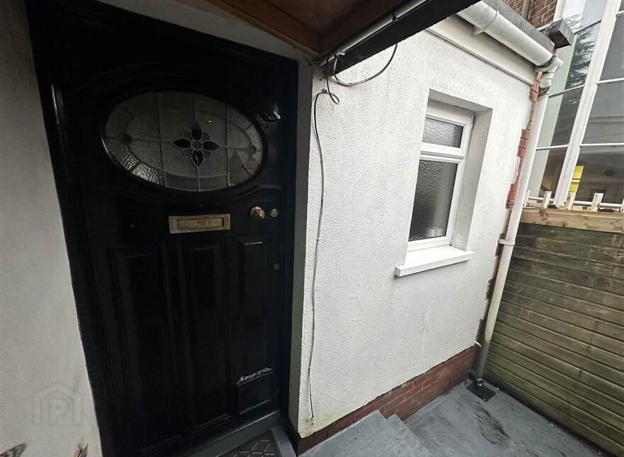 4a Botanic Court, Rugby Road, Belfast, BT7 1QY