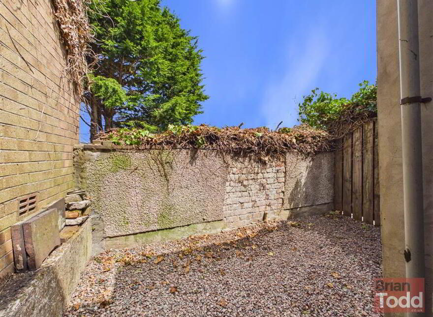 Bank Road, Larne, BT40 3AN