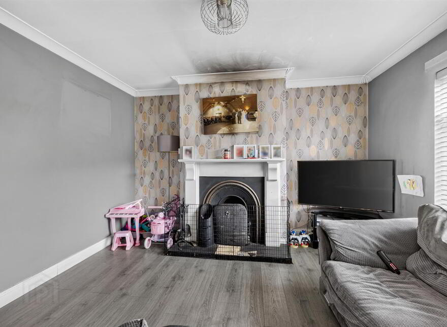 5 Station Mews, Saintfield, BT24 7LN