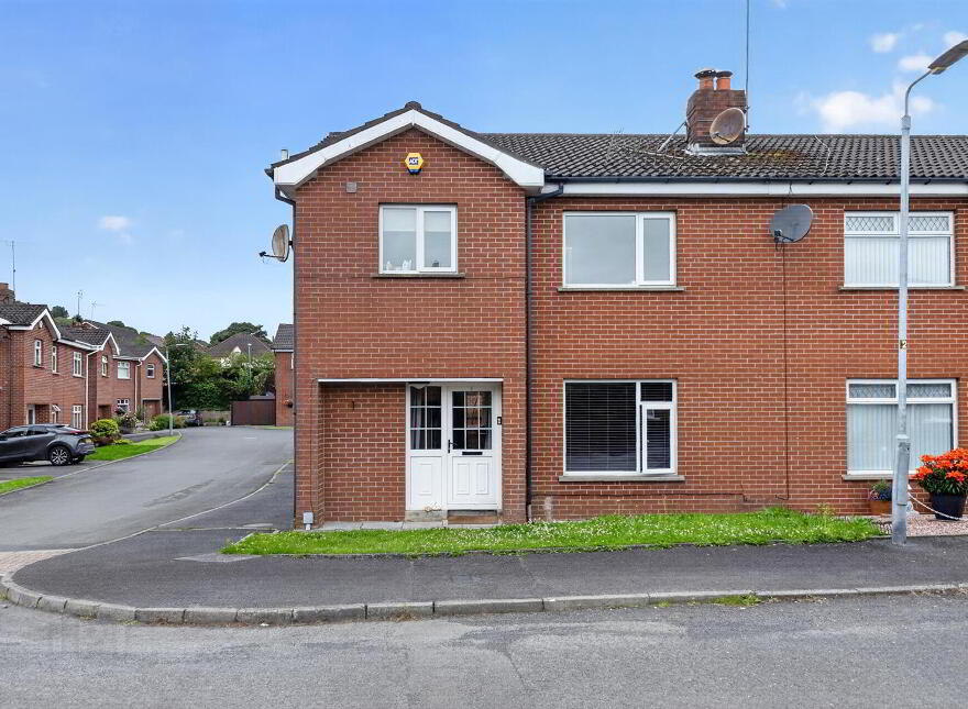 5 Station Mews, Saintfield, BT24 7LN