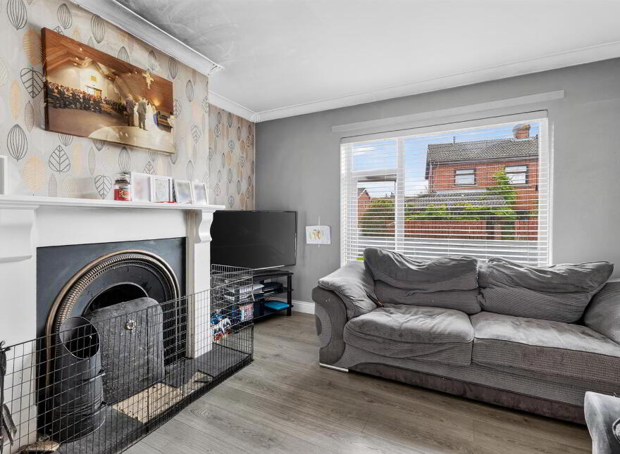 5 Station Mews, Saintfield, BT24 7LN