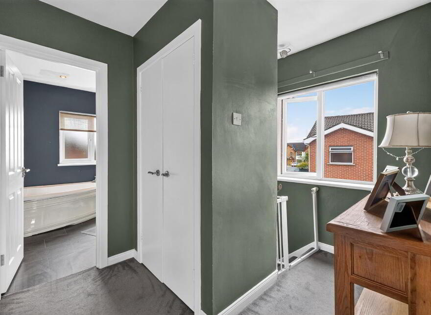 5 Station Mews, Saintfield, BT24 7LN