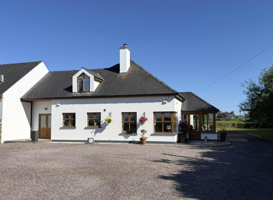Gortnaclohy, Skibbereen, P81HD96 photo