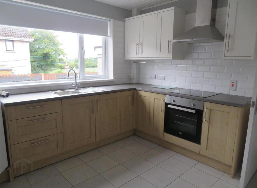 27 Churchill Place, Waringstown, BT66 7QS