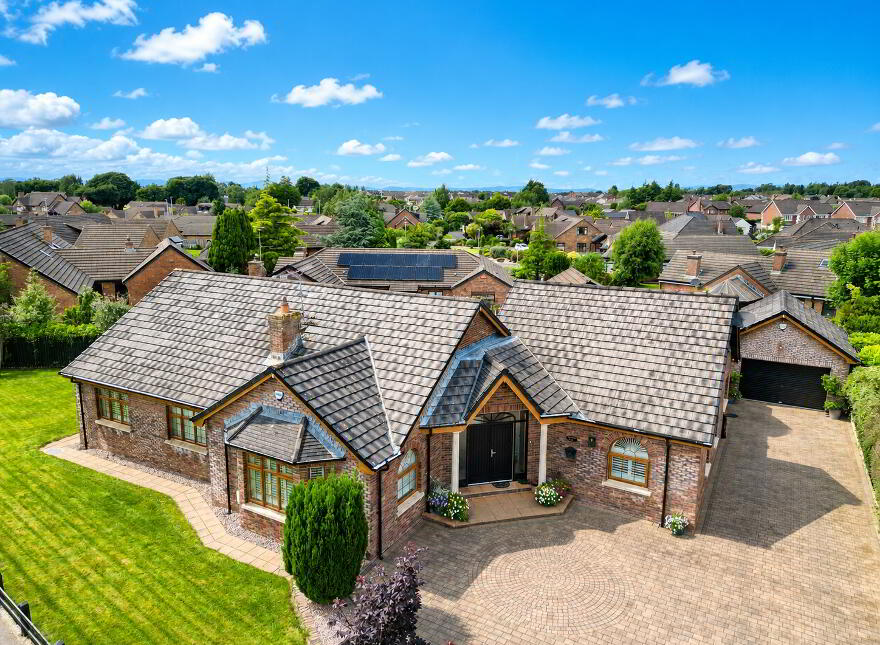 8 Crossnadonnell Road, Limavady, BT49 0BD