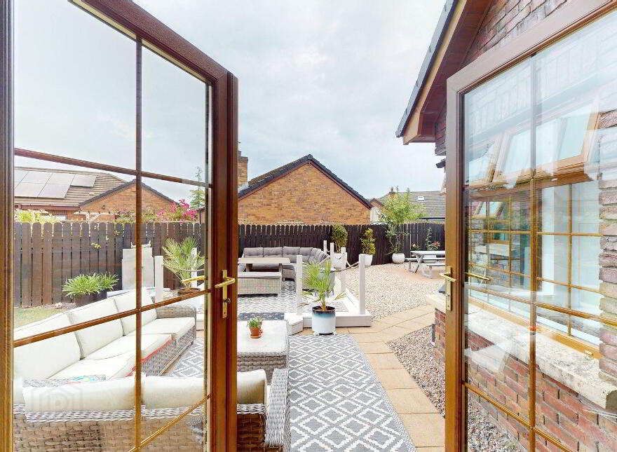 8 Crossnadonnell Road, Limavady, BT49 0BD
