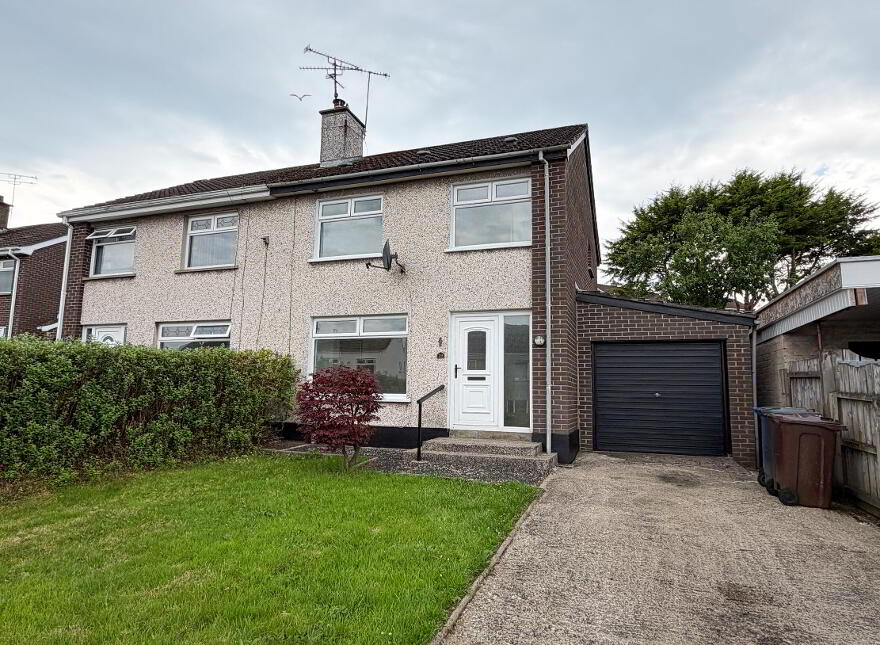 28 Hillview Park, Coleraine, BT51 3EH photo