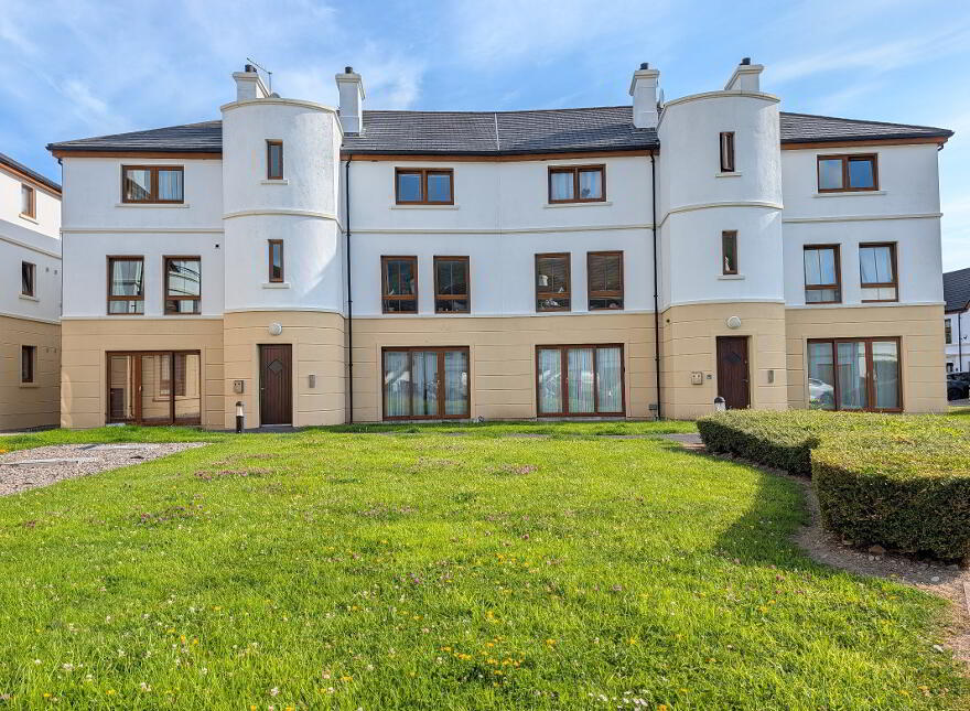 33 Brooklands Grove, Newcastle, BT33 0GJ