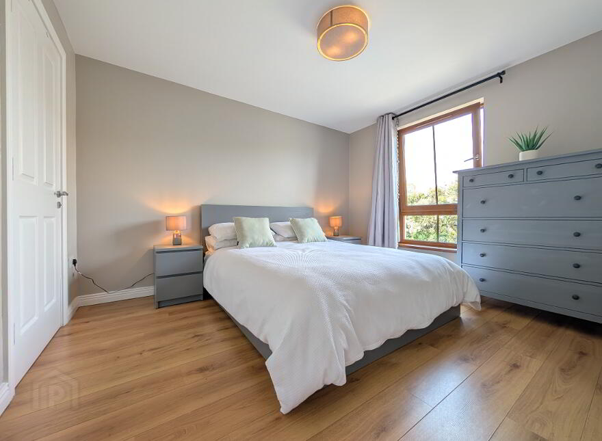 33 Brooklands Grove, Newcastle, BT33 0GJ