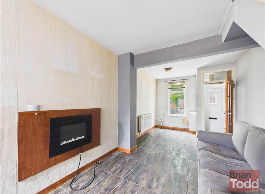 Old Glenarm Road, Larne, BT40 1RW