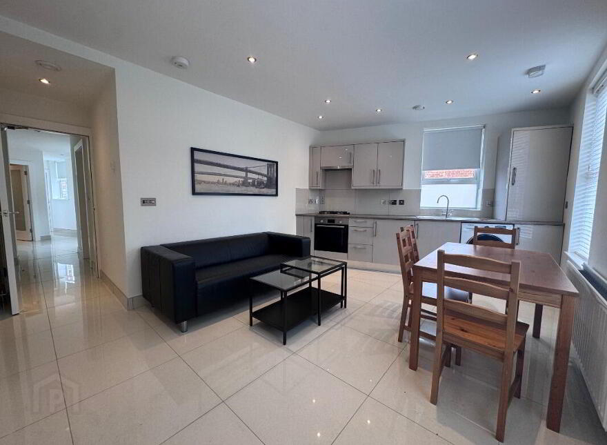 Apartment 1 2a Marlborough Avenue, Belfast, BT9 7HB
