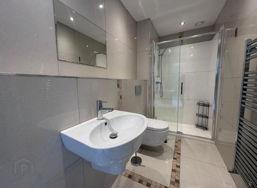 Apartment 1 2a Marlborough Avenue, Belfast, BT9 7HB