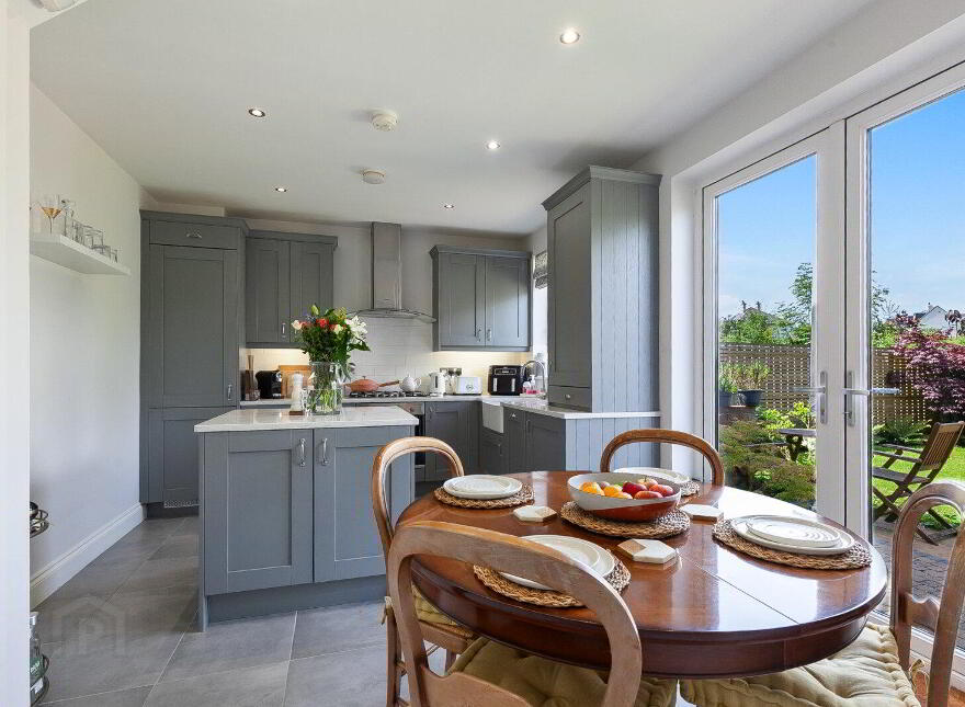 42 Hartley Hall Green, Greenisland, Carrickfergus, BT38 8FU
