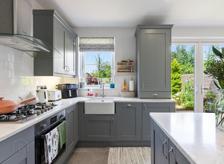 42 Hartley Hall Green, Greenisland, Carrickfergus, BT38 8FU