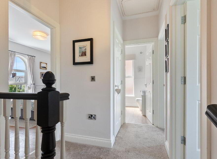 42 Hartley Hall Green, Greenisland, Carrickfergus, BT38 8FU
