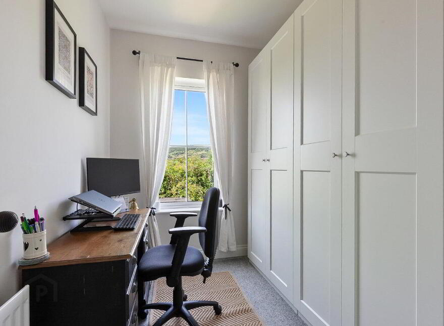 42 Hartley Hall Green, Greenisland, Carrickfergus, BT38 8FU
