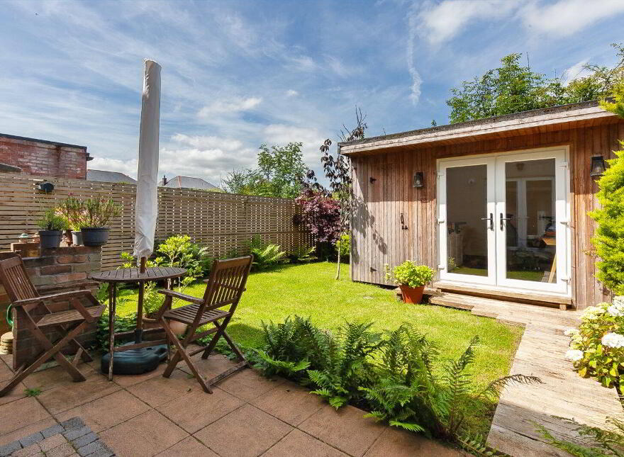 42 Hartley Hall Green, Greenisland, Carrickfergus, BT38 8FU