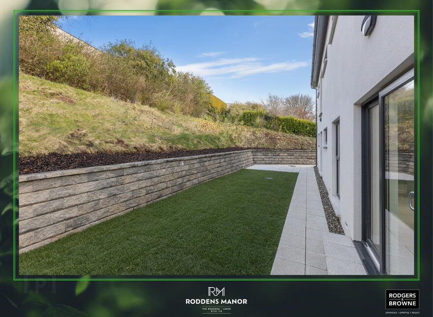 8, Roddens Manor, The Roddens, Larne, BT40 1FE