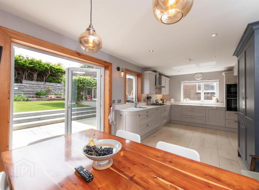 4 Braeside Drive, Downpatrick, BT30 6RZ