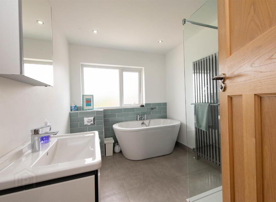 4 Braeside Drive, Downpatrick, BT30 6RZ