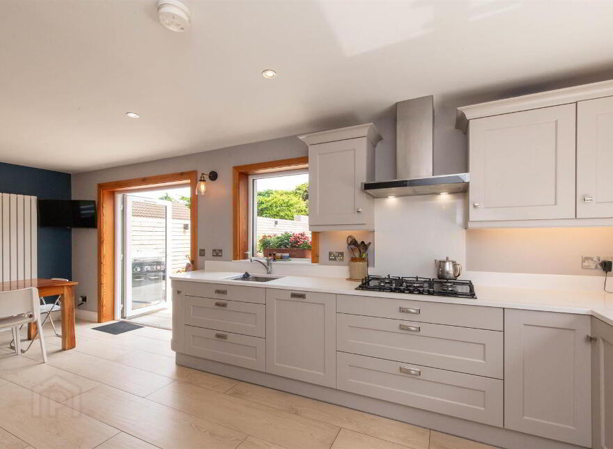 4 Braeside Drive, Downpatrick, BT30 6RZ