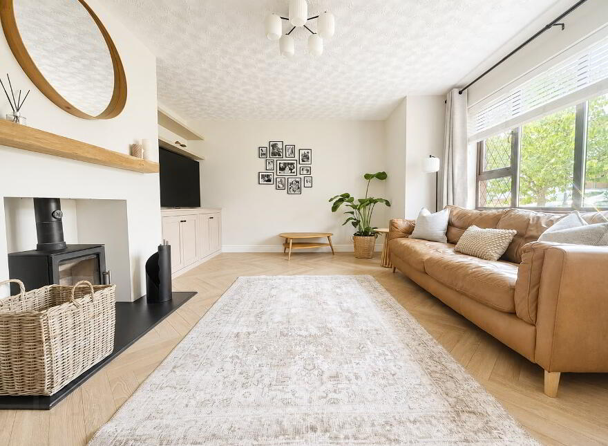 47 Tudor Road, Carrickfergus, BT38 9TU