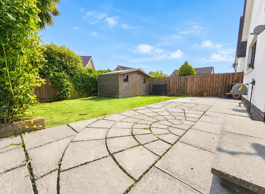 47 Tudor Road, Carrickfergus, BT38 9TU